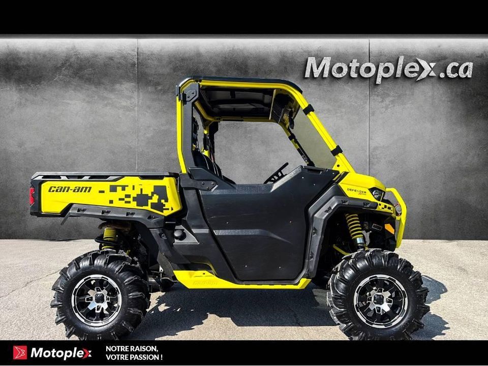 Can-Am DEFENDER HD10 XMR 2019 - Image 1