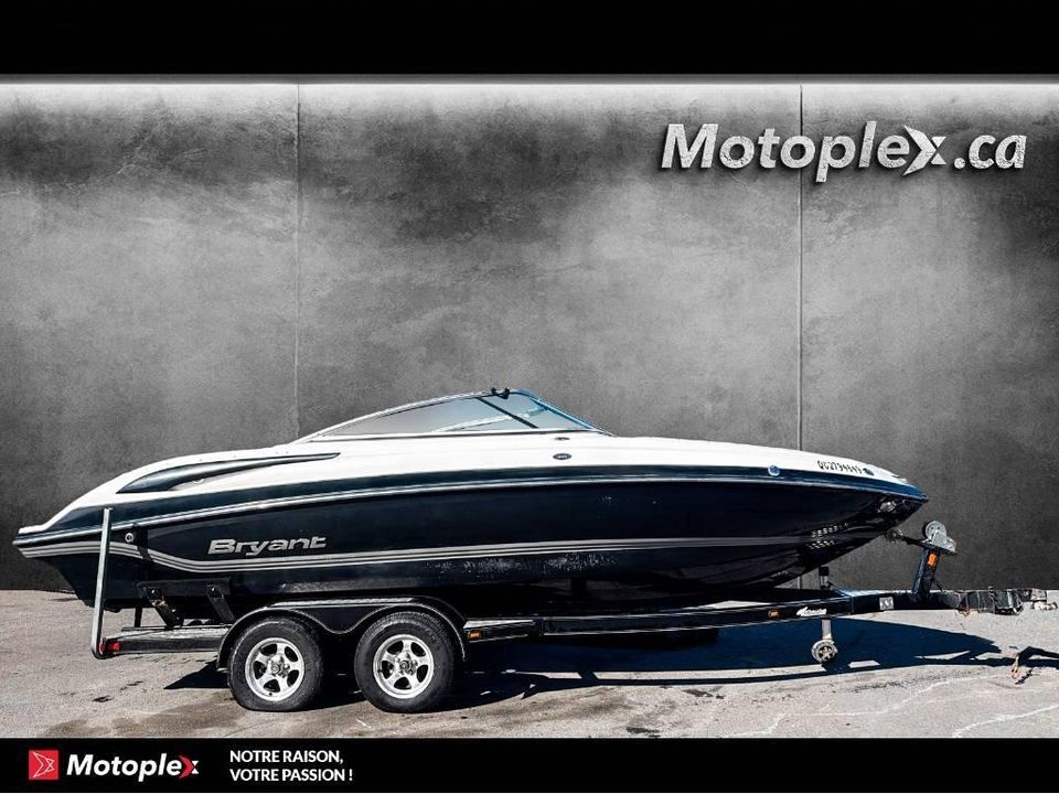 Bryant Boats Inc 210 BR OPEN DECK 2010 - Image 1