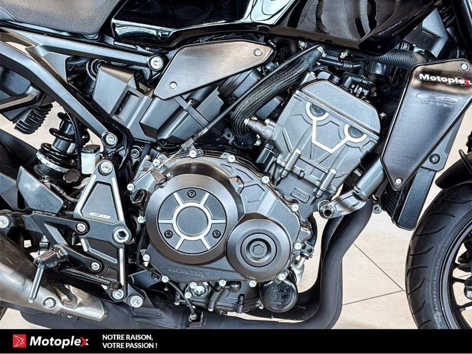 Honda CB1000r *LIQUIDATION* 2022 - Image 4
