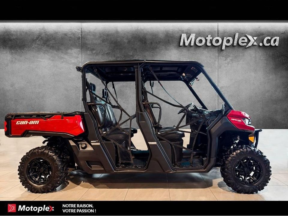 Can-Am DEFENDER MAX HD8 *LIQUIDATION 2017 - Image 1