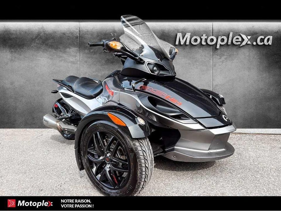 Can-Am SPYDER RSS SE5 AKRAPOVIC 2011 - Image 2
