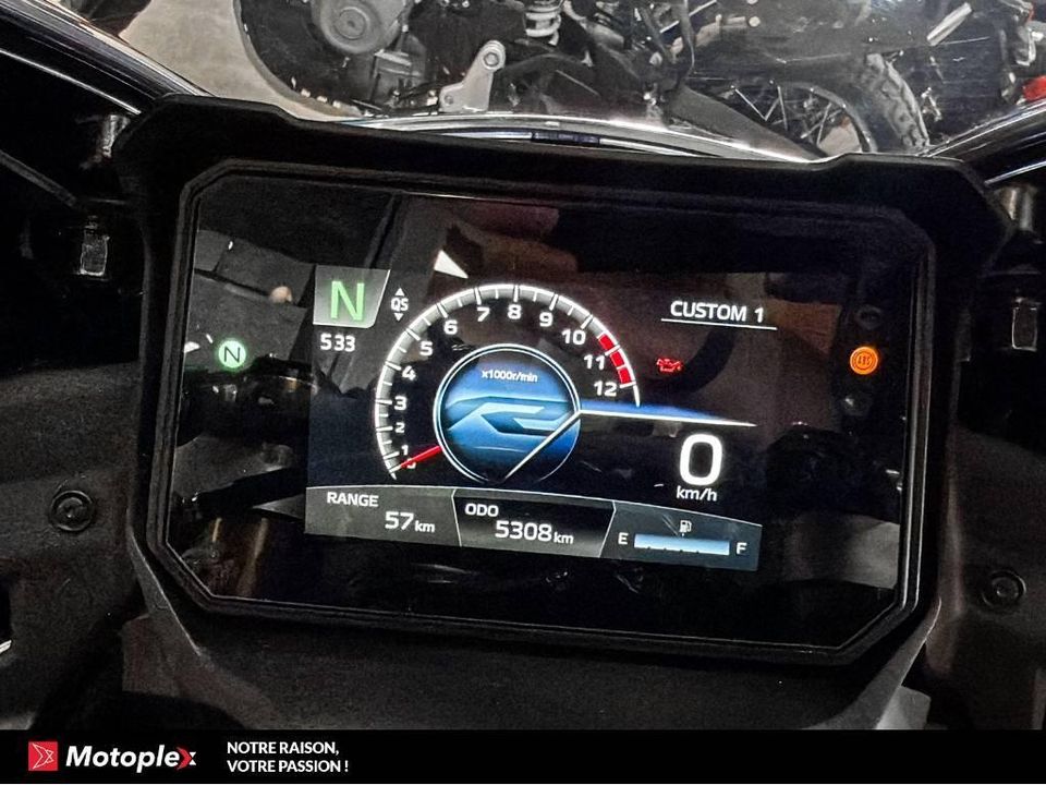 Yamaha R9 FULL OPTIONS 2025 - Image 6