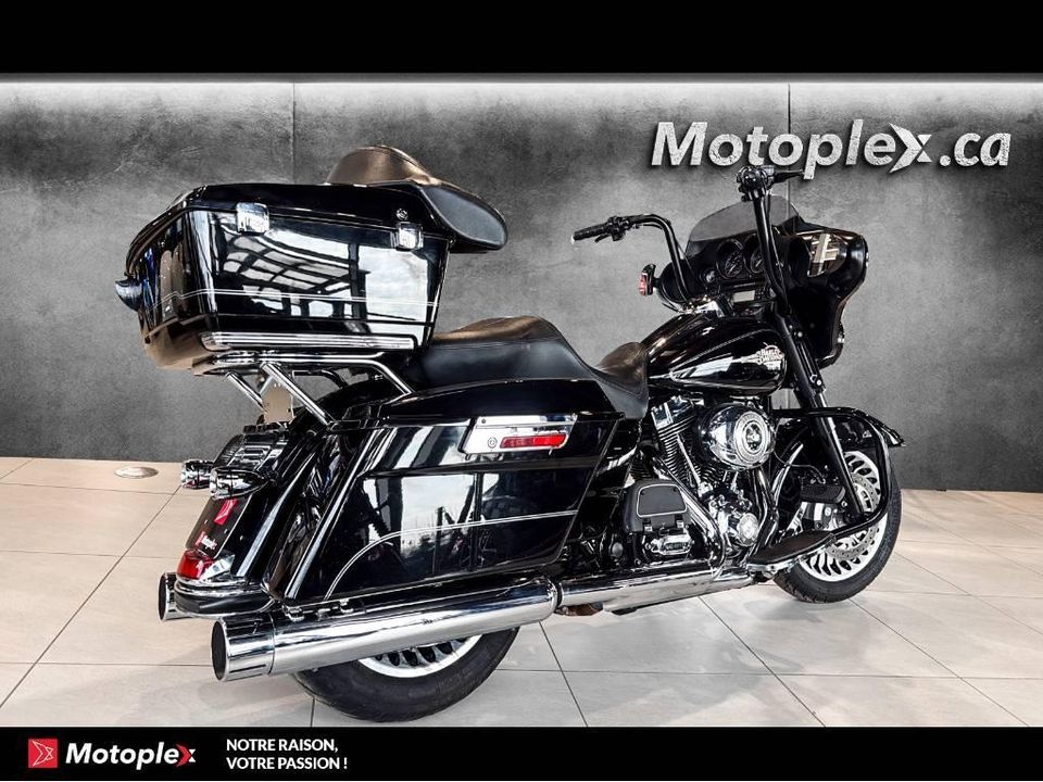 Harley-Davidson ELECTRA GLIDE CLASSIC 2011 - Image 3