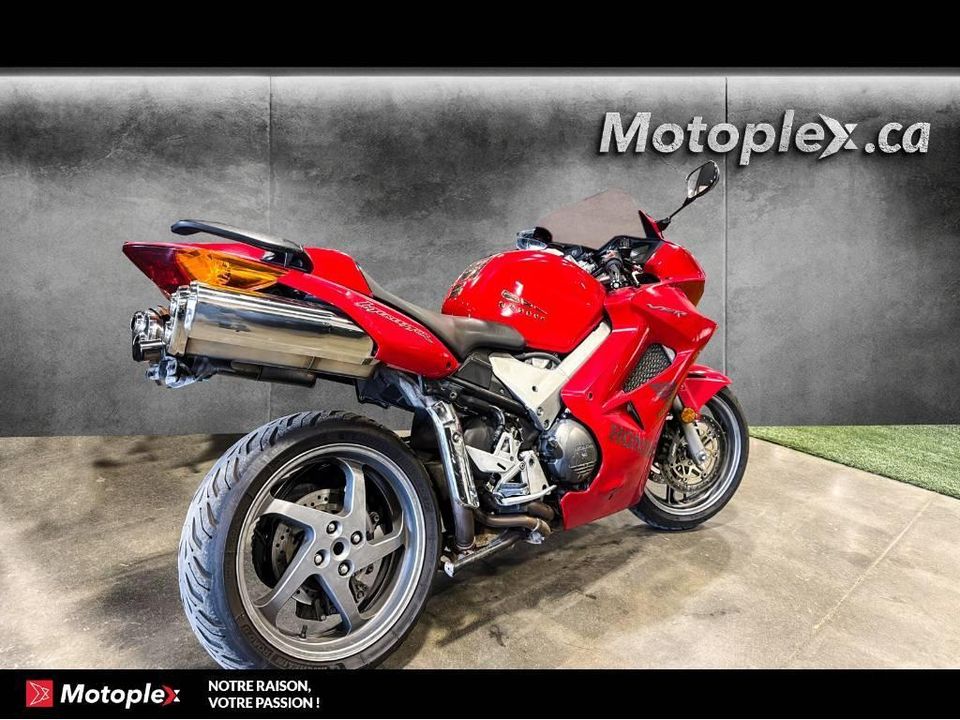 Honda VFR800 *TELQUEL* 2004 - Image 3