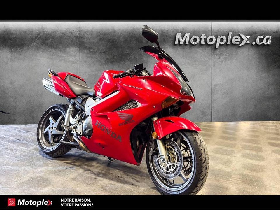 Honda VFR800 *TELQUEL* 2004 - Image 2