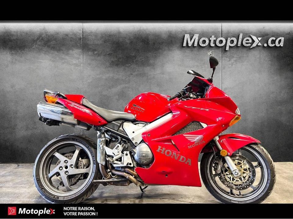 Honda VFR800 *TELQUEL* 2004 - Image 1