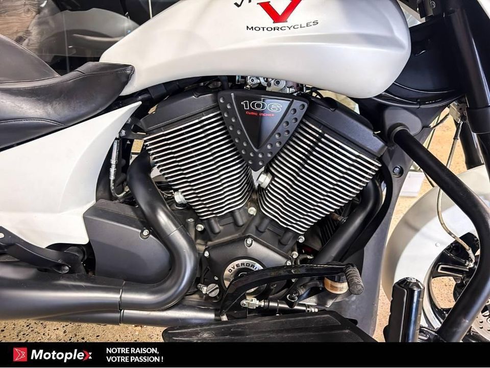 Victory Motorcycles CROSS COUNTRY 2016 - Image 5