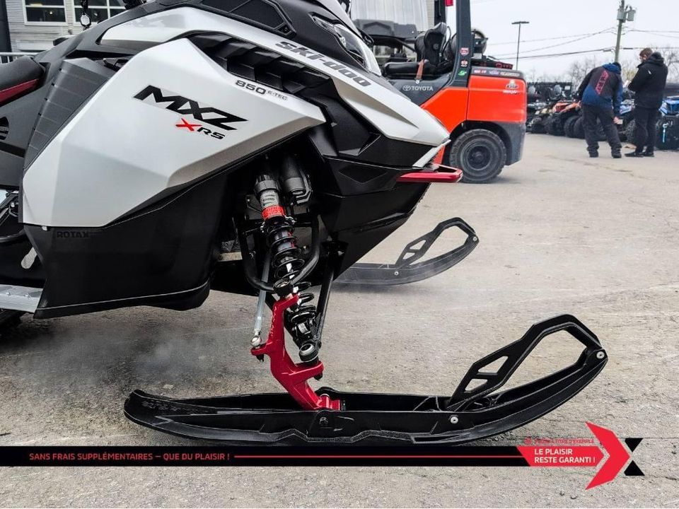 Ski-Doo MXZ 850 XRS SMART SHOCK 2024 - Image 3